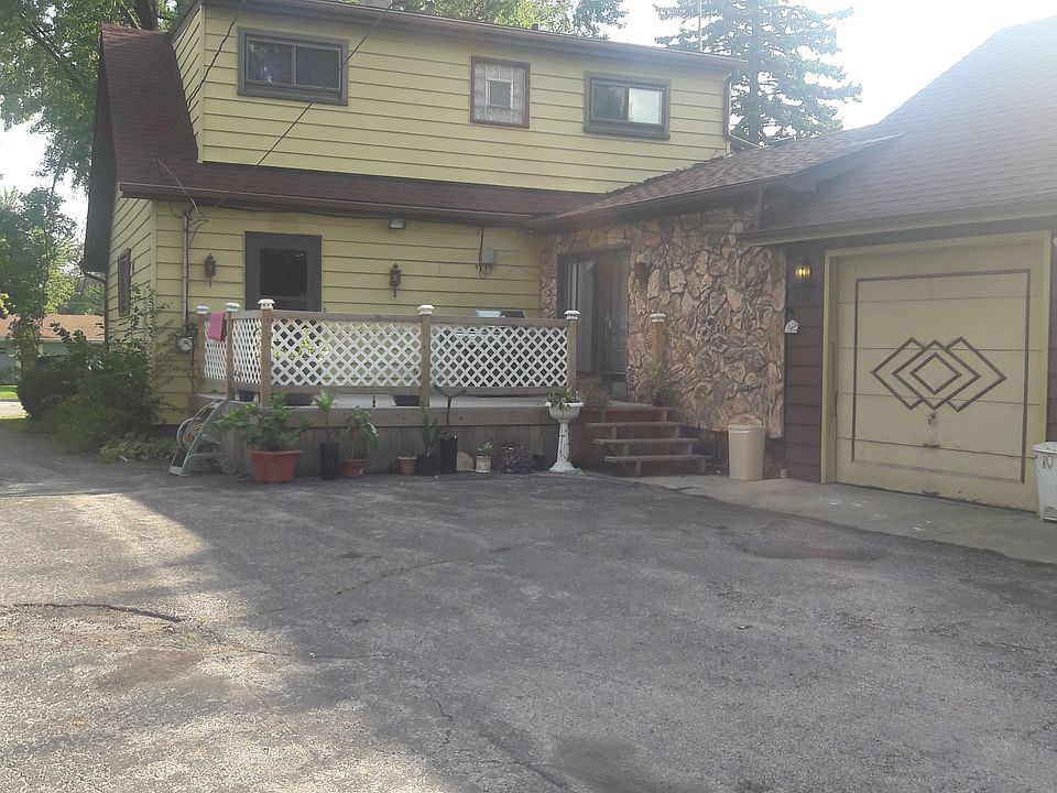 1st image of 11448 W Grand Ave