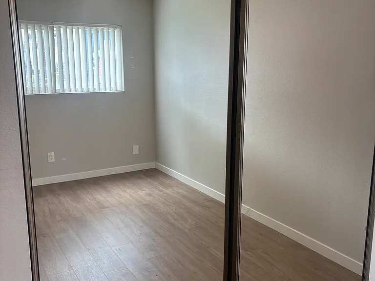 521 La Cadena Way #1 — Photo 12
