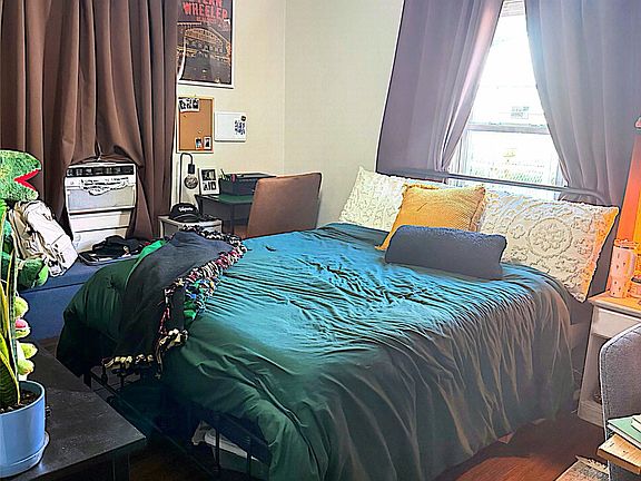 5th image of 616 Astoria Ave