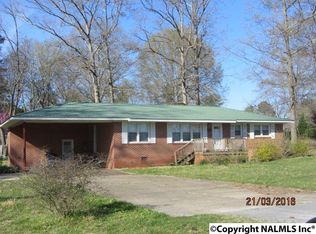 319 Circle Dr, Rainsville, AL 35986