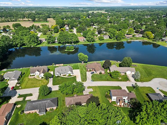 4th image of 59234 Park Shore Dr