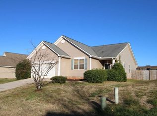 210 Stonewood Crossing Dr, Boiling Springs, SC 29316