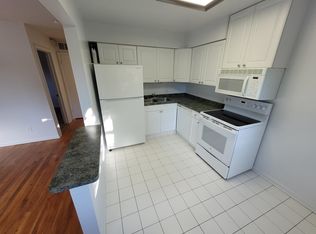 241 Collingwood Dr #A, Ann Arbor, MI 48103