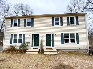 6 Oak Hill Dr #A, Clinton, CT 06413