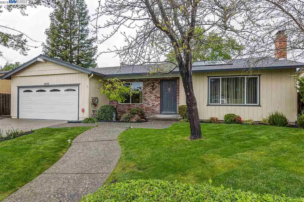 2909 Saint Denis Dr photo 1