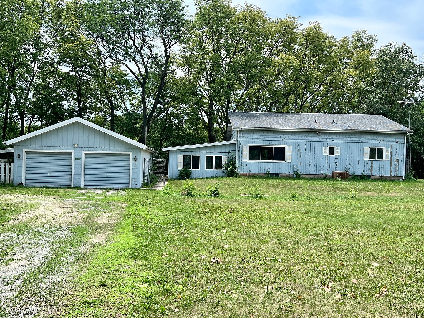 20747 Moline Rd, Lyndon, IL 61261 Zillow