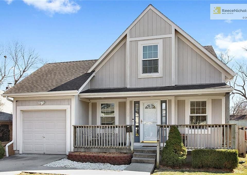 Love Waldo but not so into buying a really old house? Then this 1.5 story home with 3 beds and 2 baths is what you've been waiting for!
