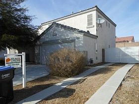 1st image of 3906 W El Campo Grande Ave