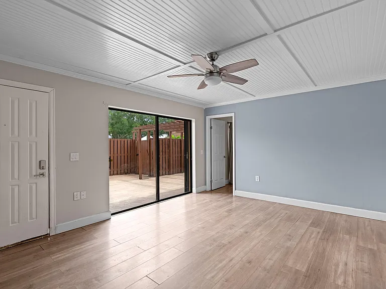 1405 14th Ln — Photo 15