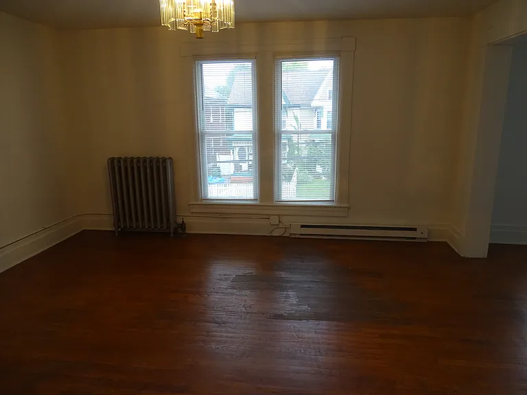 435B Winchester Ave — Photo 33