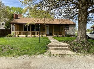 2000 Willow Rd, Urbana, IL 61801