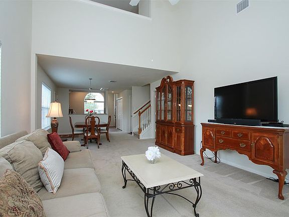 Good shot of how this is a great floor plan!