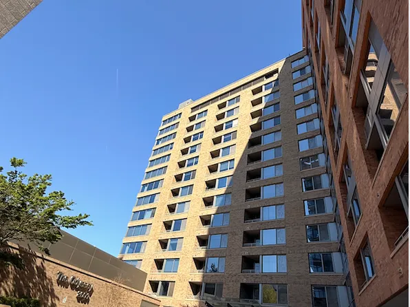 2001 15th St N, Arlington, VA