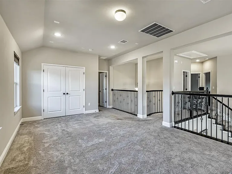 14924 Iveans Way — Photo 30