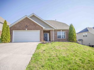 2507 Ancient Oak Ln, Knoxville, TN 37931
