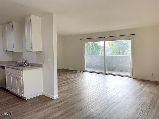 2659 E Harbor Blvd — Photo 1