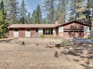 32515 Rimrose Dr, Chattaroy, WA 99003