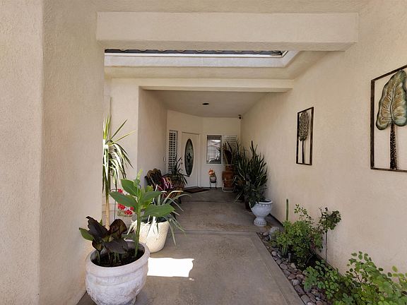 4th image of 74071 W College View Cir