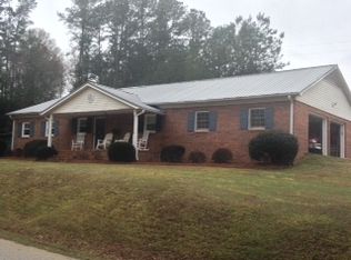 420 Sutton Rd, Spartanburg, SC 29302
