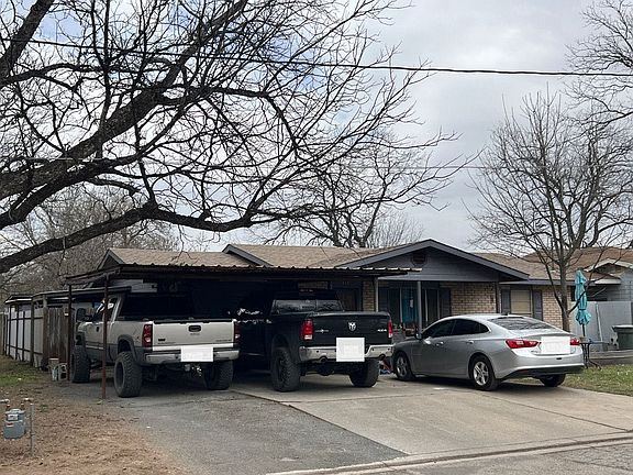 3rd image of 412 Old Carrizo Rd