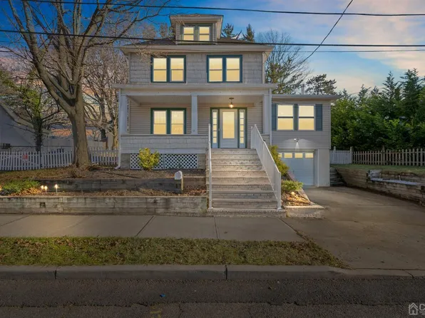 3 W George St, South River, NJ 08882