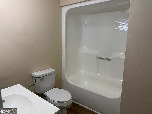 102 W Inman St #1 — Photo 11