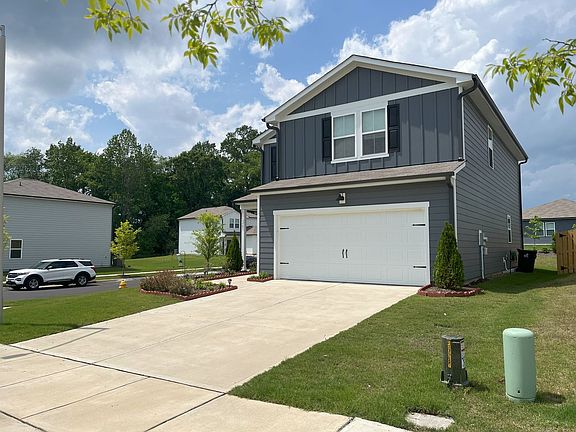 2nd image of 1501 Rhodes Pond St