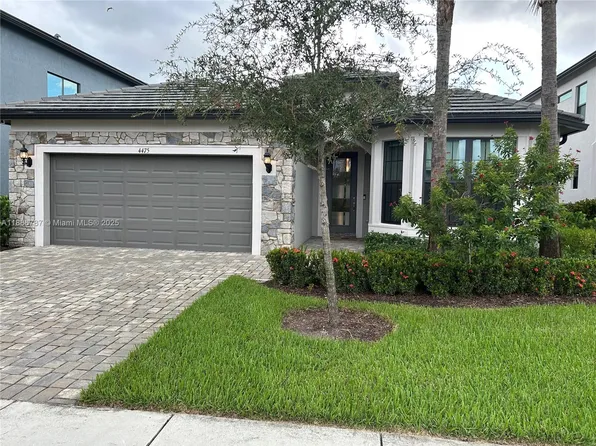 4475 Silverwood Ln S, Oakland Park, FL 33309