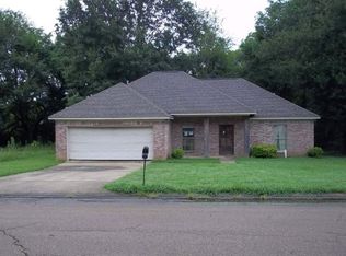 138 Northgate Dr, Canton, MS 39046