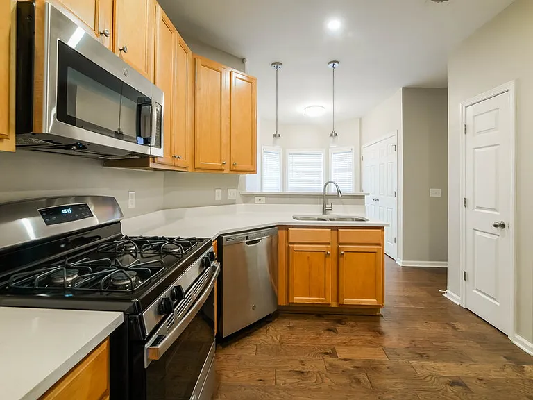 116 Freeman Forest Dr — Photo 7