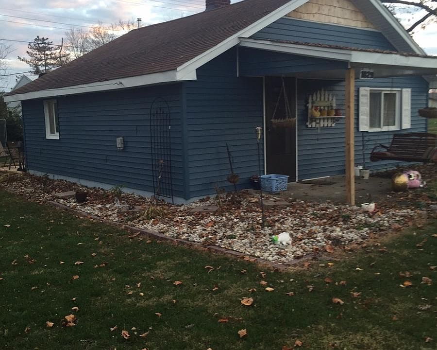 2nd image of 1829 W Lewis Creek Ln