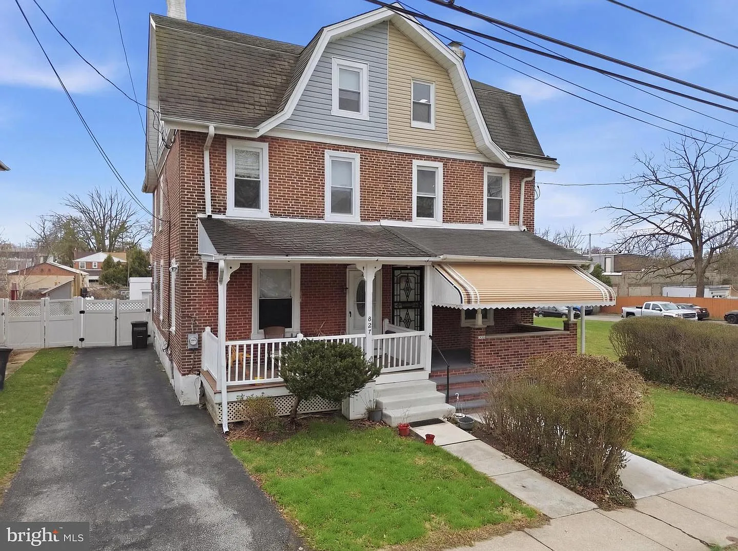 825 Aubrey Ave photo 1