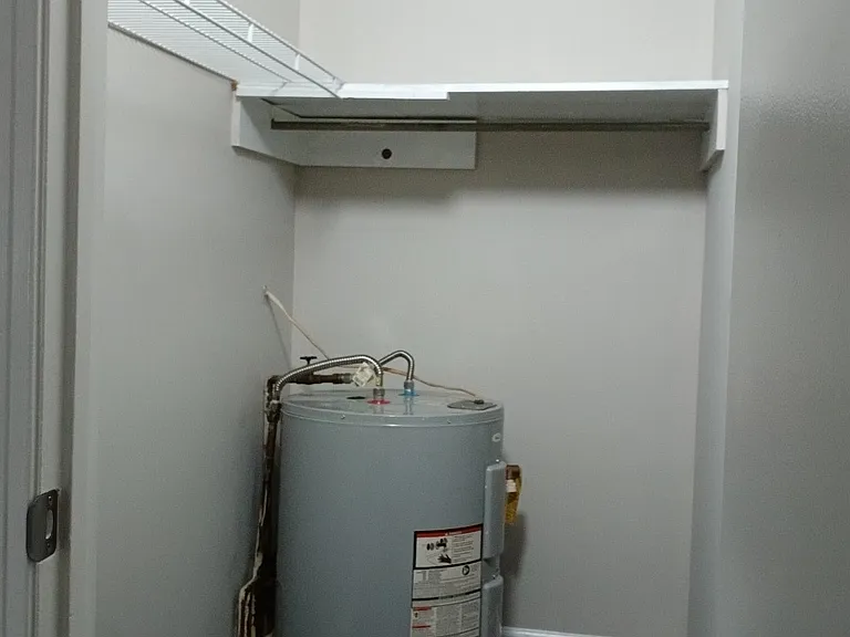 120 Walnut St #20 — Photo 7