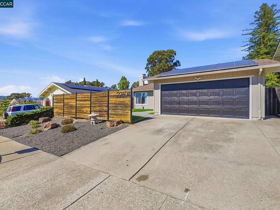 1st image of 22604 Mossy Rock Dr