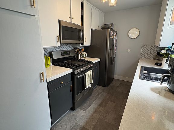 5th image of 3866 Basilone St Unit 2