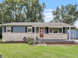 12 Essex Circle Dr, Shrewsbury, PA 17361