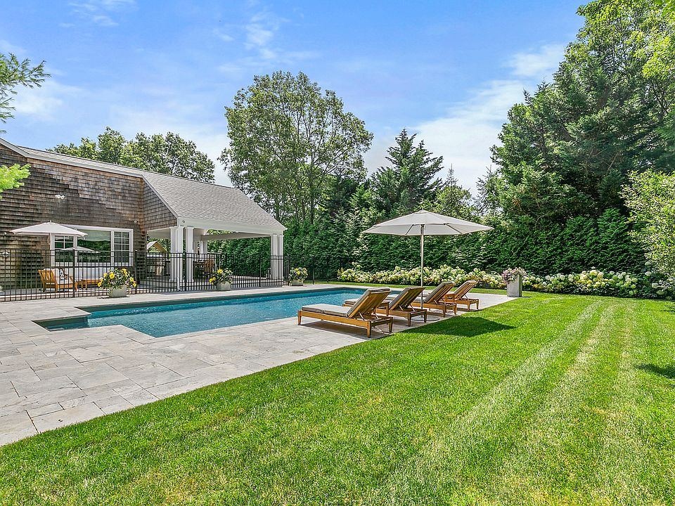 25 Hartley Blvd, East Hampton, NY 11937 Zillow