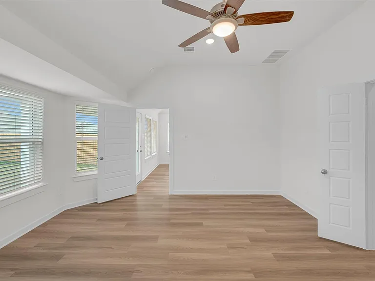10223 Burton Path — Photo 15