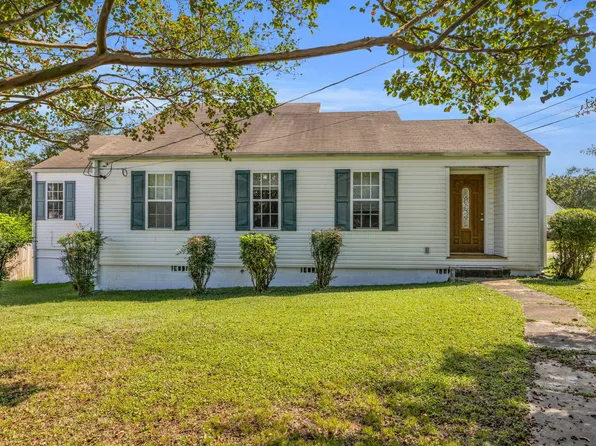 1906 McBrien Rd, Chattanooga, TN 37412