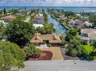 512 Ranger Ln, Longboat Key, FL 34228