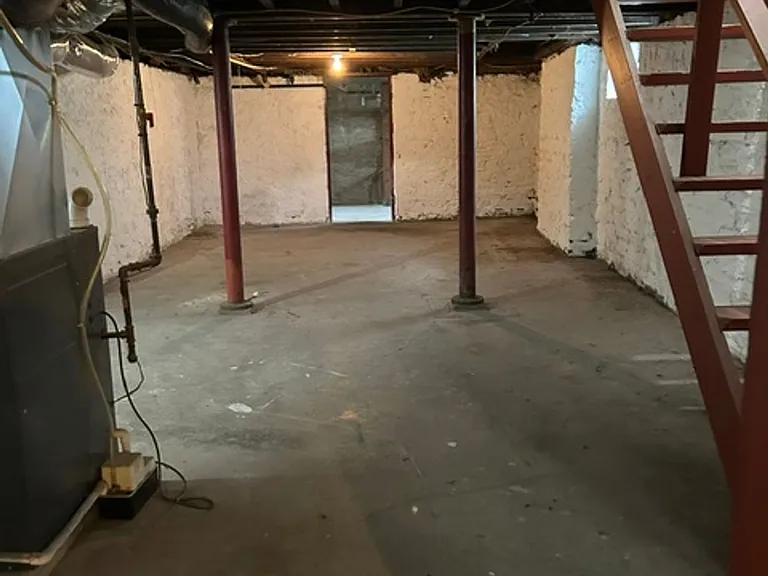 925 Xenia Ave — Photo 27