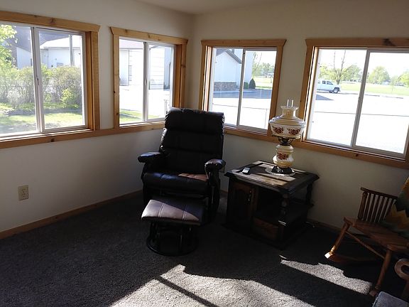 3 season room