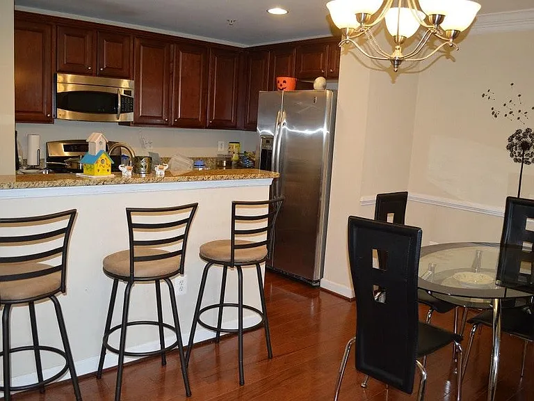 4424A Eastwick Ct — Photo 2