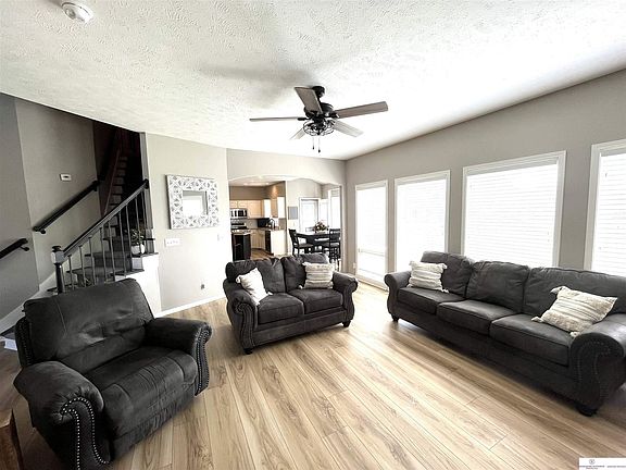 5th image of 15125 Taylor St