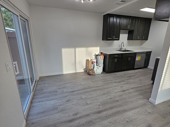 2nd image of 250 Bel Air Dr #A