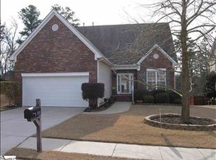 111 Saddlebrook Ln, Greenville, SC 29607