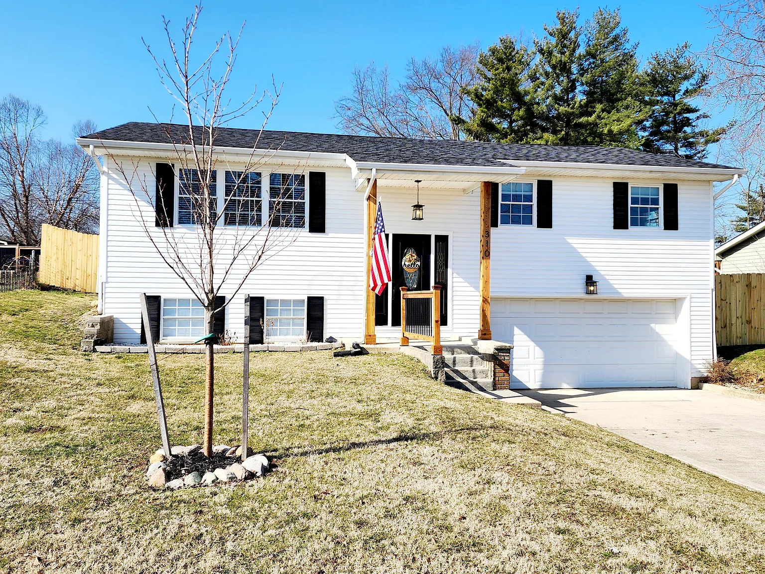 310 S Pohlman Rd photo 1