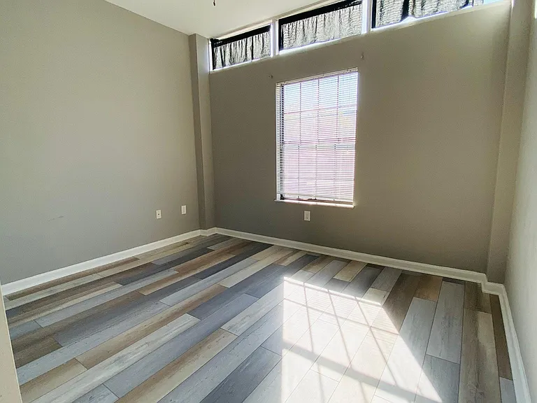 1700 Clinch Ave #107 — Photo 8