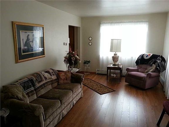 2nd image of 1113 Beaver Ave