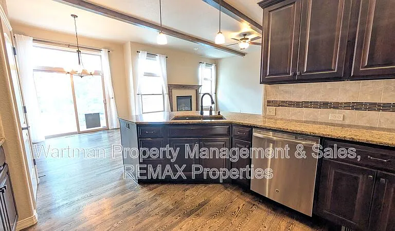 6209 Leon Young Dr — Photo 24